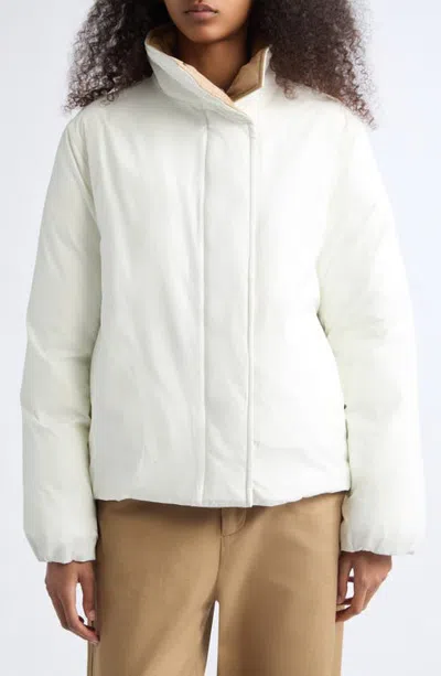 Vince Light Puffer Jacket In White