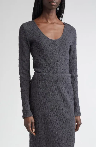 Vince Long Sleeve Scoop Neck Top In Gray