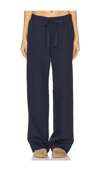 Vince Mid Rise Utility Drawstring Pant In Navy