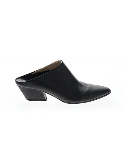 Pre-owned Vince Mule/clog In Black