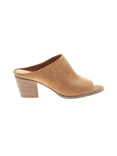 Pre-owned Vince Mule/clog In Tan