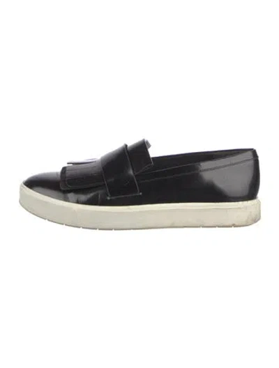 Pre-owned Vince Patent Leather Loafers In Black
