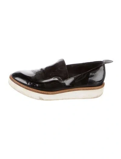 Pre-owned Vince Patent Leather Loafers In Black
