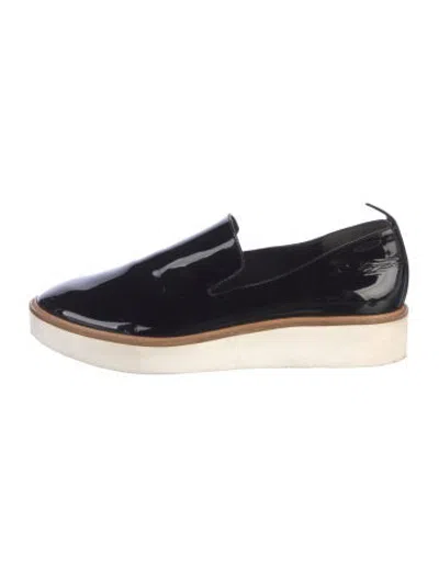Pre-owned Vince Patent Leather Loafers In Black