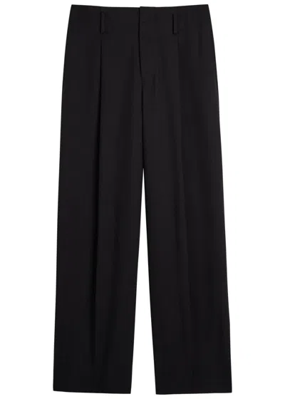Vince Pleated Woven Trousers In Black