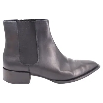 Pre-owned Vince Pointed-toe Low Heel Ankle Boots In Black Leather
