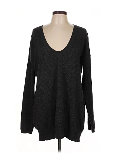 Pre-owned Vince Pullover Sweater In Black