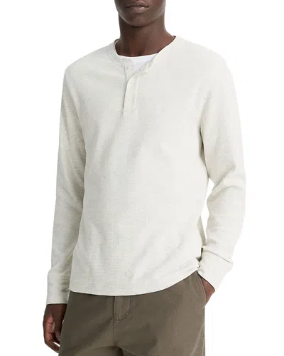 VINCE REGULAR FIT MICRO WAFFLE HENLEY