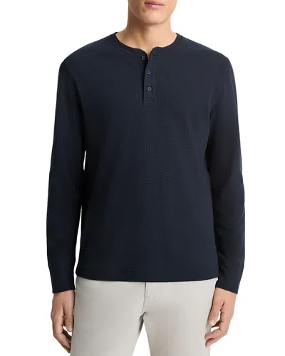 VINCE REGULAR FIT MICRO WAFFLE HENLEY
