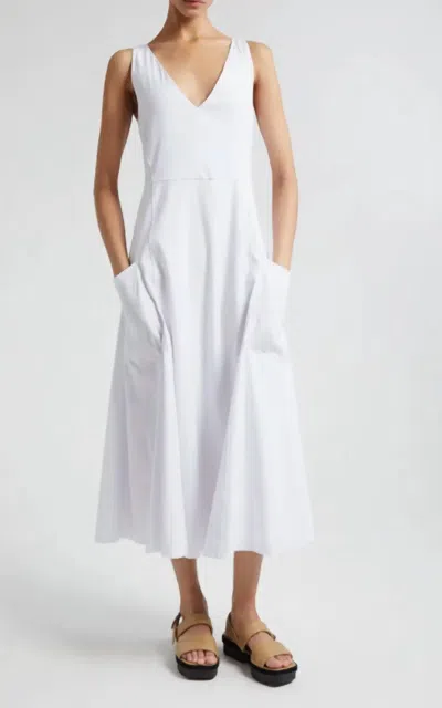Vince Relaxed V Neck Midi Dress In Optic White