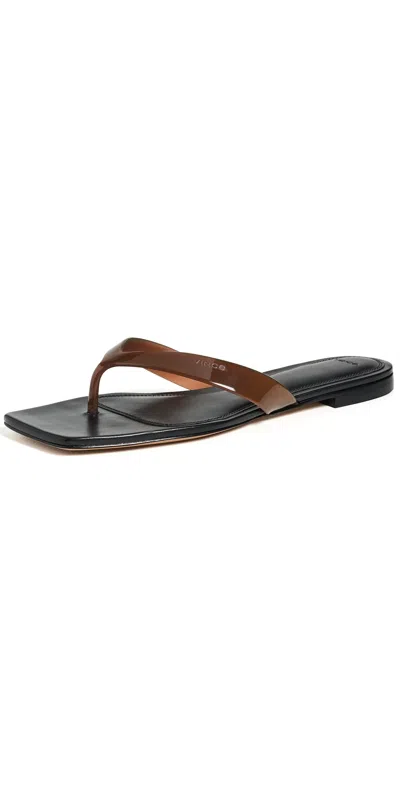 Vince San Juan Thong Sandal In Saddle