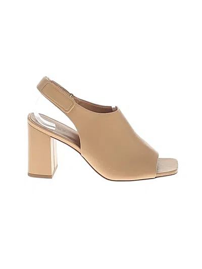 Pre-owned Vince Sandals In Brown