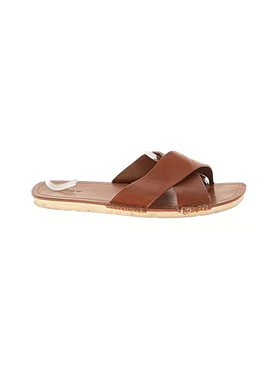 Pre-owned Vince Sandals In Brown