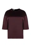 Vince Fluid Satin Short Sleeve Top In Black Rose In Red