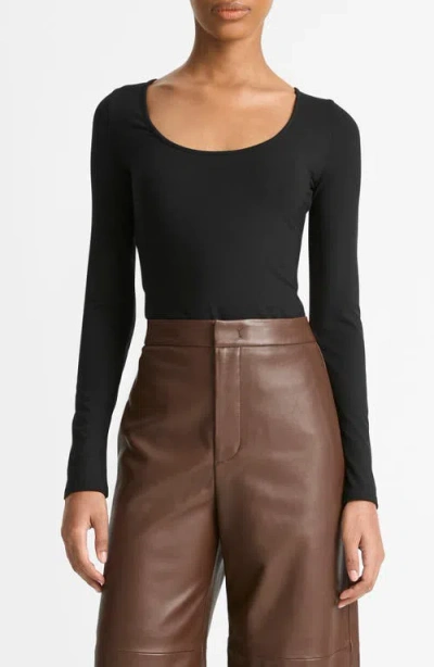 Vince Scoop Neck Long Sleeve Top In Black