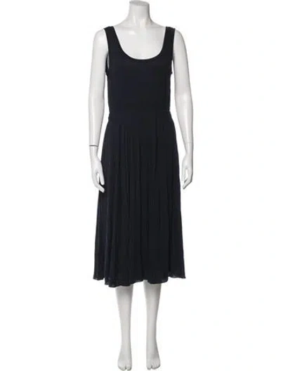 Pre-owned Vince Scoop Neck Midi Length Dress In Blue