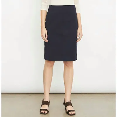 Vince Seamed Front Pencil Skirt In Black