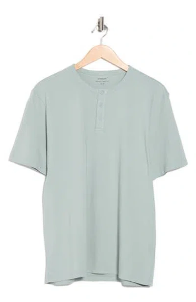 Vince Short Sleeve Henley In Green