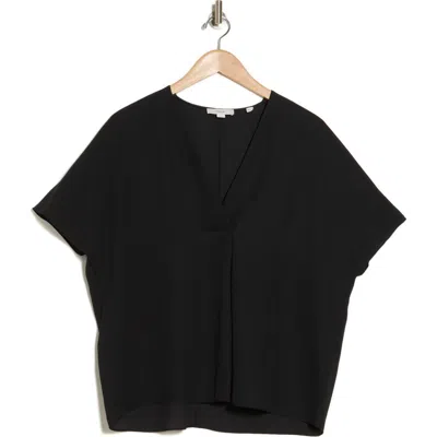 Vince Short Sleeve V-neck Top In Black