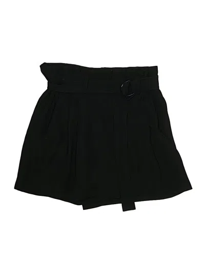 Pre-owned Vince Shorts In Black