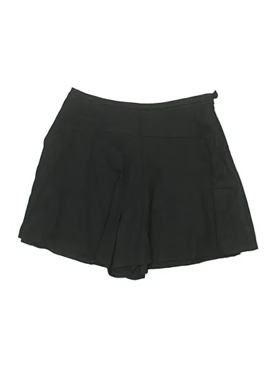 Pre-owned Vince Shorts In Black