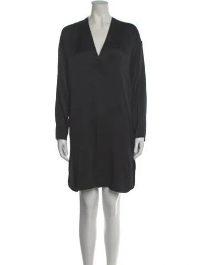 Pre-owned Vince Silk Knee-length Dress In Black