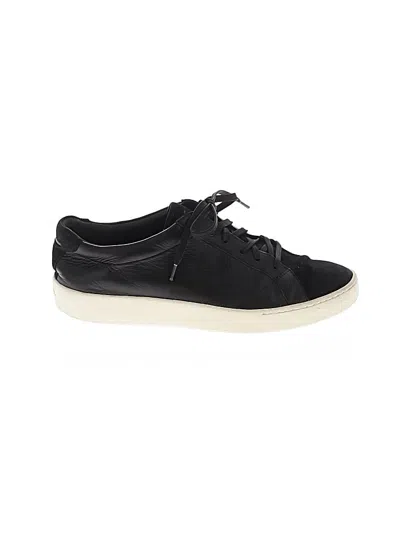 Pre-owned Vince Sneakers In Black