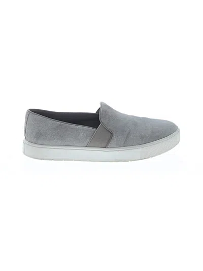 Pre-owned Vince Sneakers In Gray