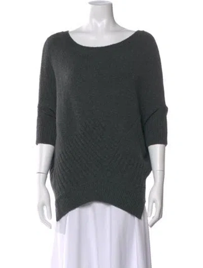 Pre-owned Vince Square Neckline Sweater In Green