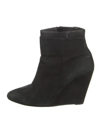 Pre-owned Vince Suede Boots In Black