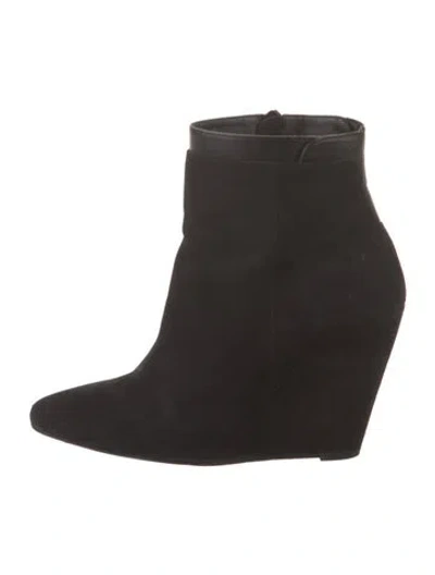 Pre-owned Vince Suede Boots In Black
