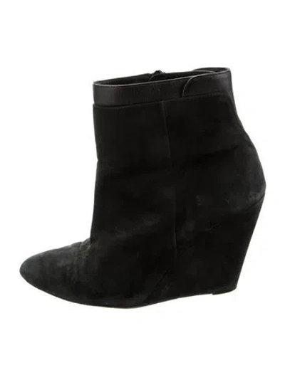 Pre-owned Vince Suede Boots In Black