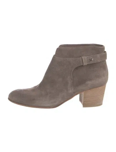 Pre-owned Vince Suede Boots In Grey