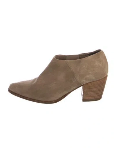 Pre-owned Vince Suede Boots In Neutral