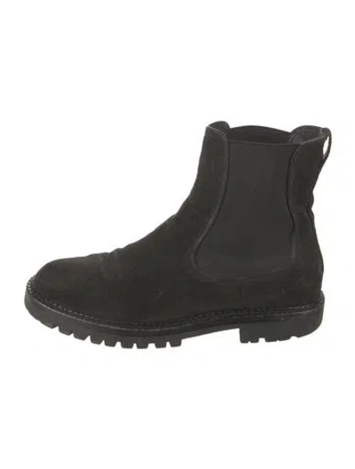 Pre-owned Vince Suede Chelsea Boots In Black