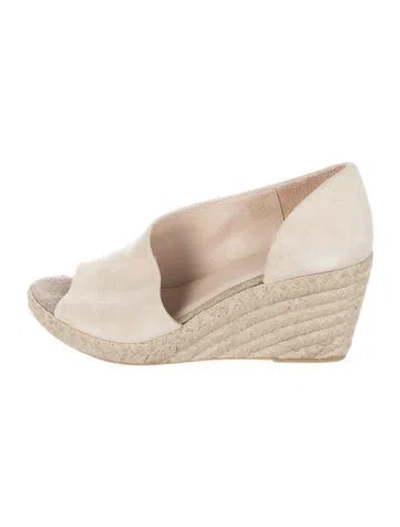 Pre-owned Vince Suede Cutout Accent Pumps In Neutral