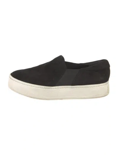 Pre-owned Vince Suede Flats In Black