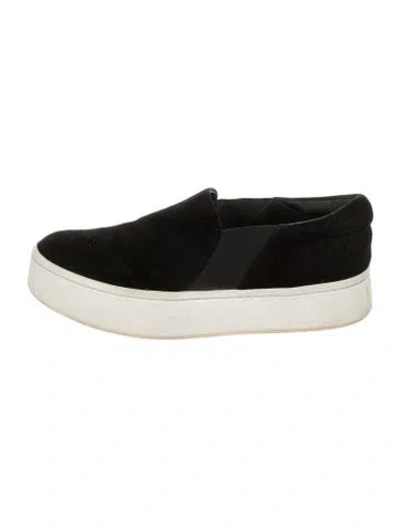 Pre-owned Vince Suede Loafers In Black