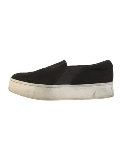 Pre-owned Vince Suede Loafers In Black