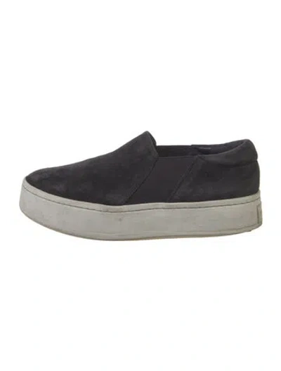 Pre-owned Vince Suede Loafers In Black