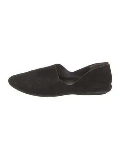 Pre-owned Vince Suede Loafers In Black