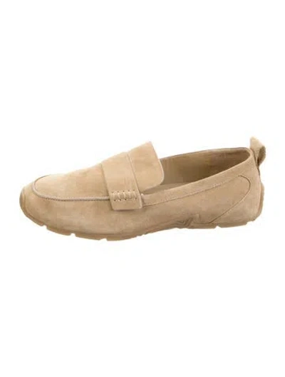Pre-owned Vince Suede Loafers In Neutrals