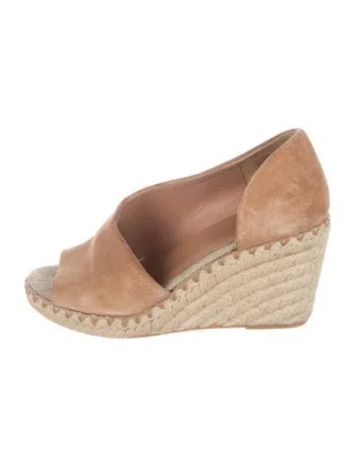 Pre-owned Vince Suede Pumps In Neutral