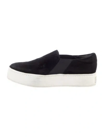 Pre-owned Vince Suede Sneakers In Black
