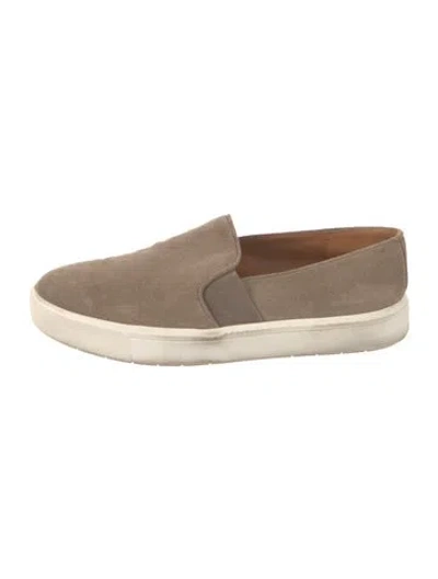 Pre-owned Vince Suede Sneakers In White