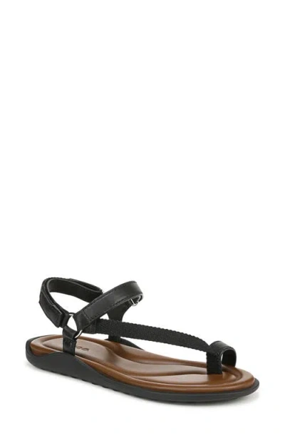 Vince Summer Toe Loop Sandal In Black