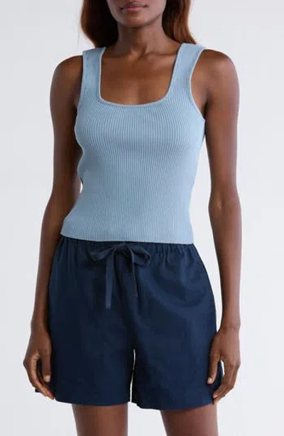 Vince Sweetheart Neck Ribbed Crop Tank In Gold