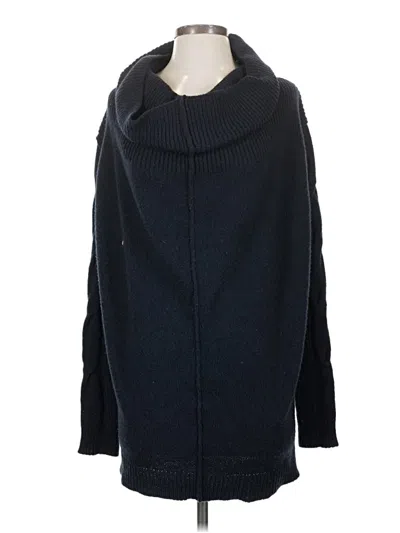 Pre-owned Vince Turtleneck Sweater In Black