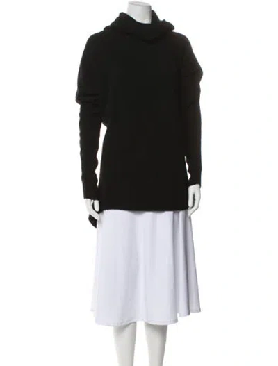 Pre-owned Vince Turtleneck Sweater In Black