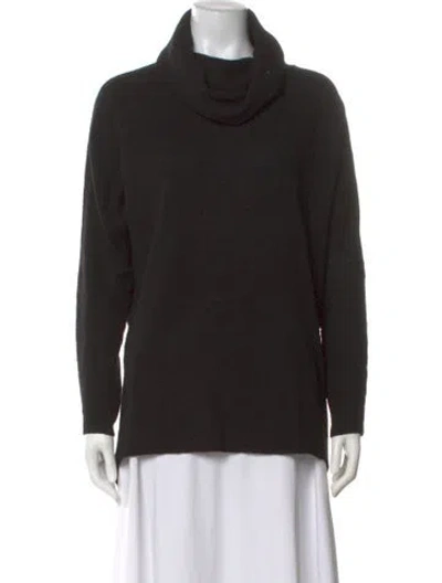 Pre-owned Vince Turtleneck Sweater In Black